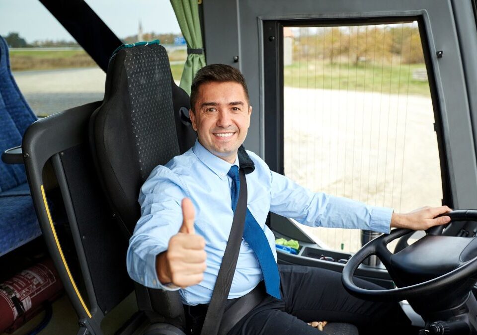 69a710509aef5 Ce responsabilități ai ca șofer de autobuz? Merită să obții permisul categoria D?